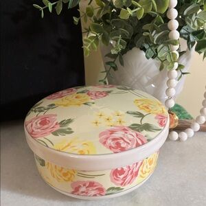 Rose Patterned Porcelian jewelry catch all Trinket Keepsake Box